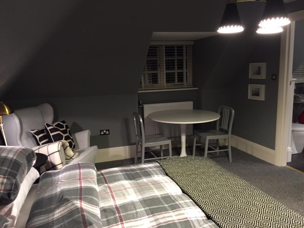 Montpellier House Bed and Breakfast Newport Pagnell Δωμάτιο φωτογραφία