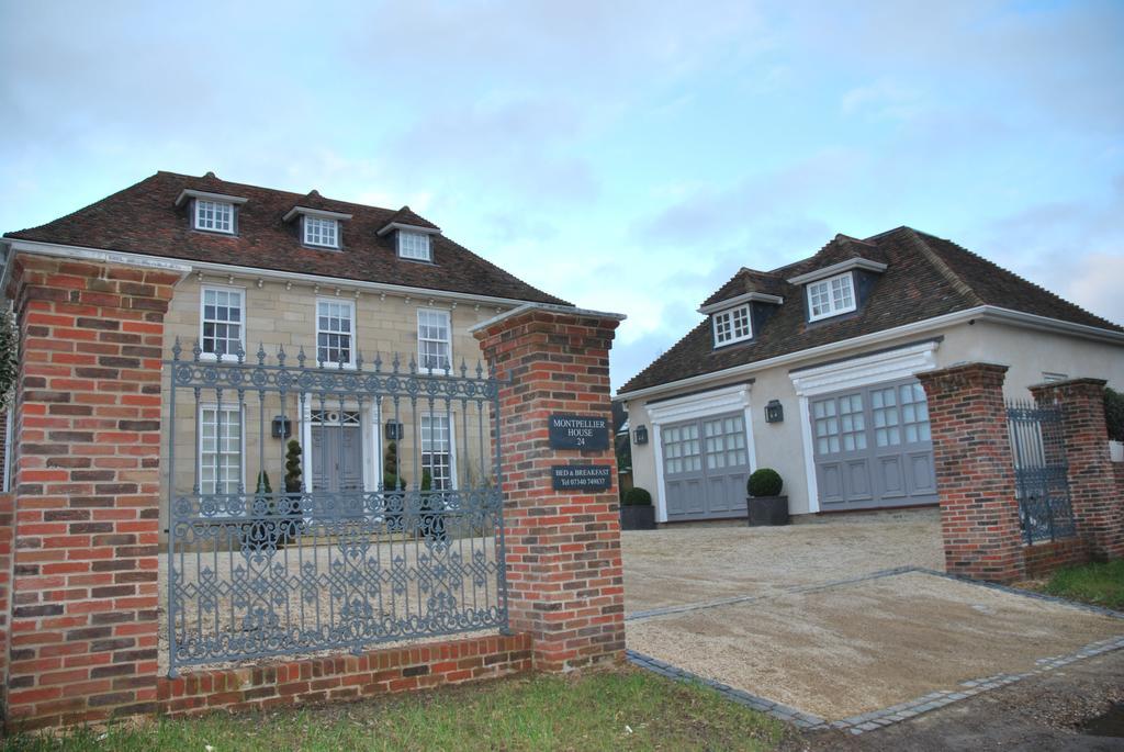 Montpellier House Bed and Breakfast Newport Pagnell Εξωτερικό φωτογραφία