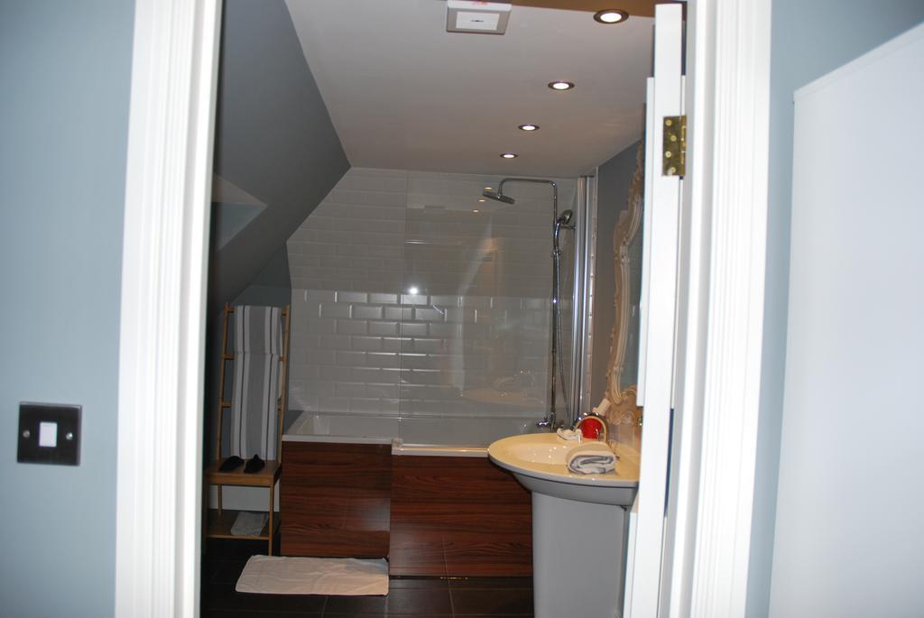 Montpellier House Bed and Breakfast Newport Pagnell Εξωτερικό φωτογραφία
